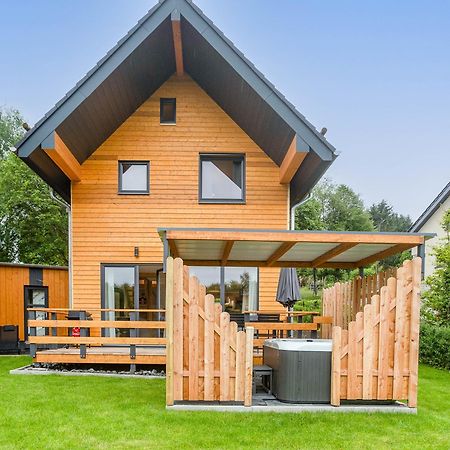 Urlaub Am Schwarzbach Mit Sauna Und Whirlpool Haus Felix Küchelscheid Екстериор снимка